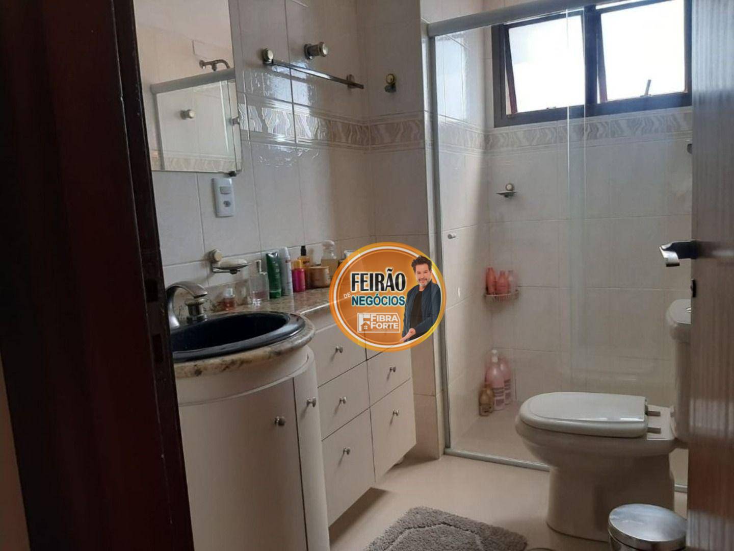 Apartamento à venda com 3 quartos, 145m² - Foto 24