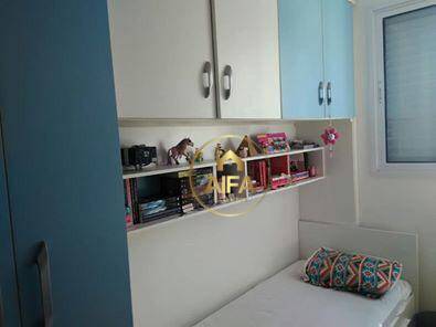 Apartamento à venda com 2 quartos, 64m² - Foto 11