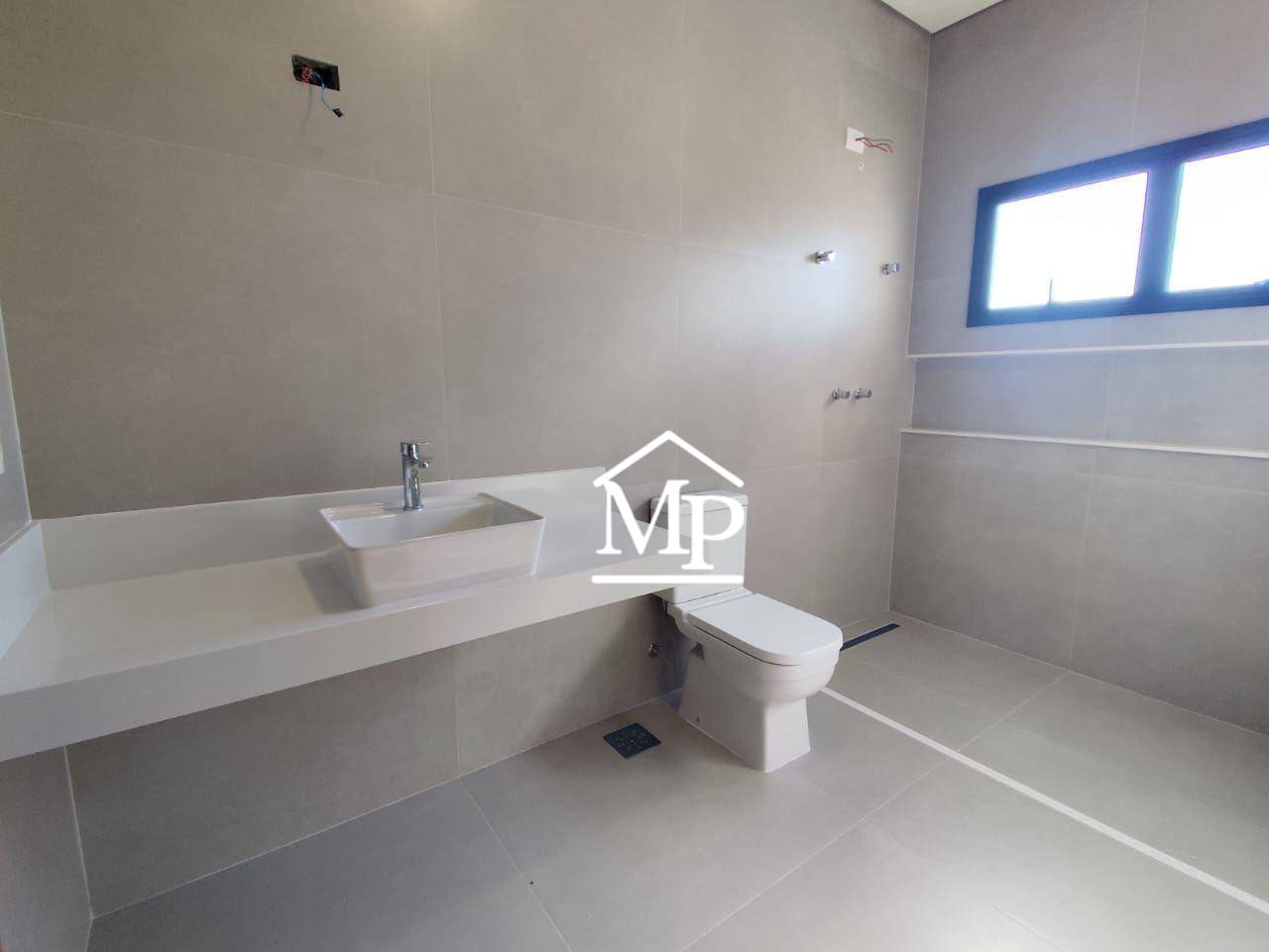 Casa de Condomínio à venda com 4 quartos, 315m² - Foto 8