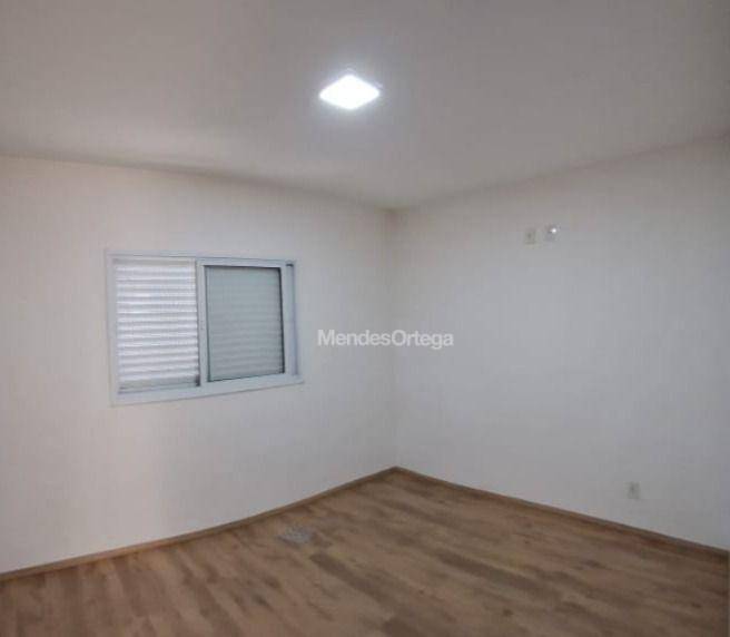 Apartamento à venda com 2 quartos, 60m² - Foto 13