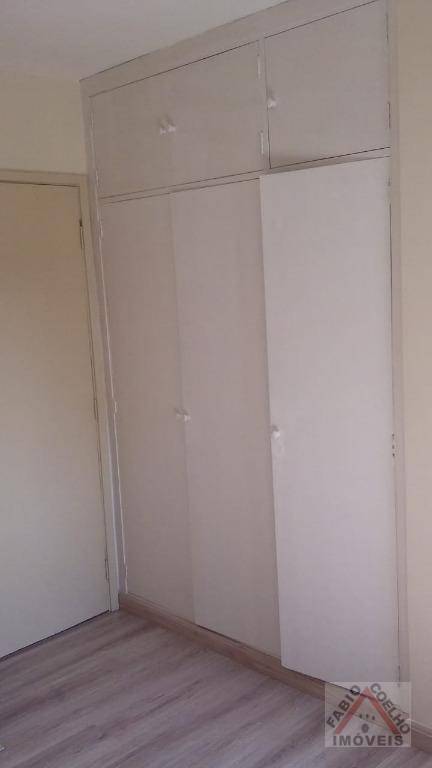 Apartamento à venda com 2 quartos, 80m² - Foto 13