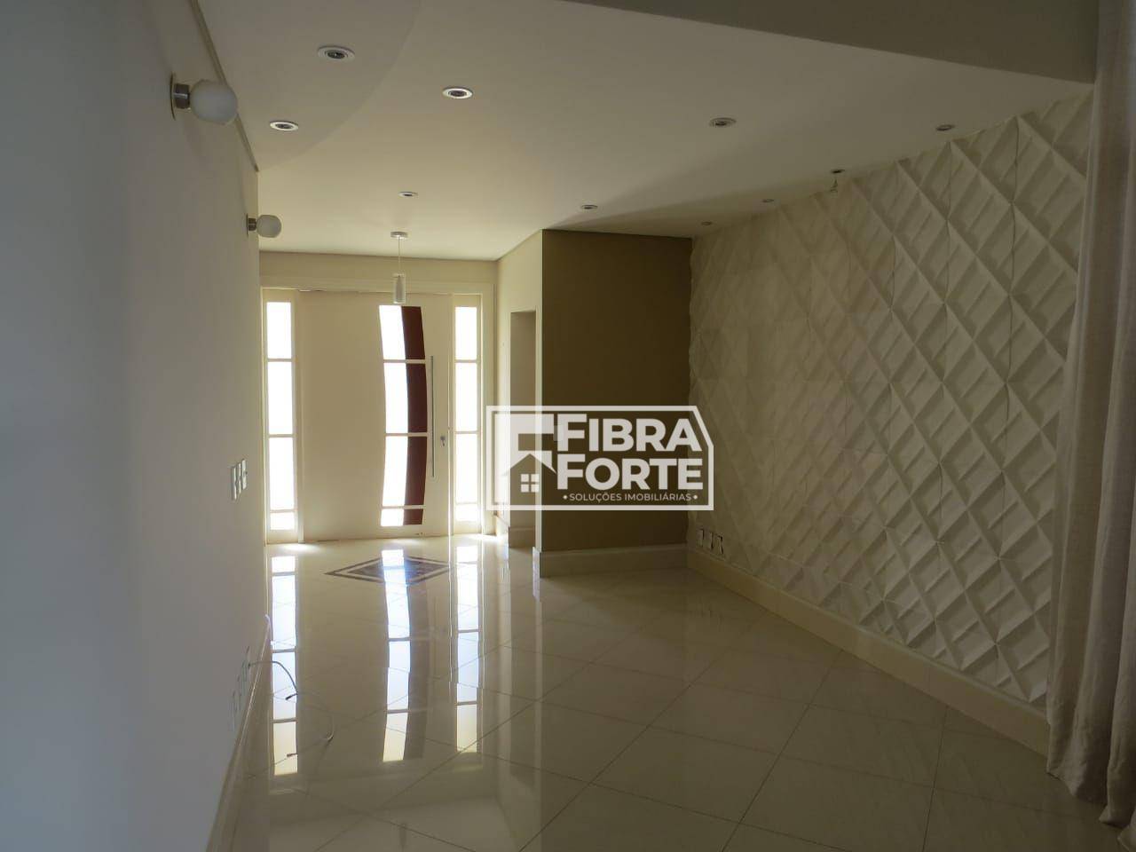Casa de Condomínio para alugar com 4 quartos, 314m² - Foto 2