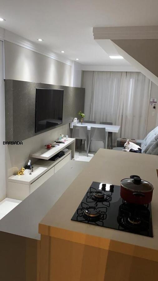 Sobrado à venda com 2 quartos, 100m² - Foto 4