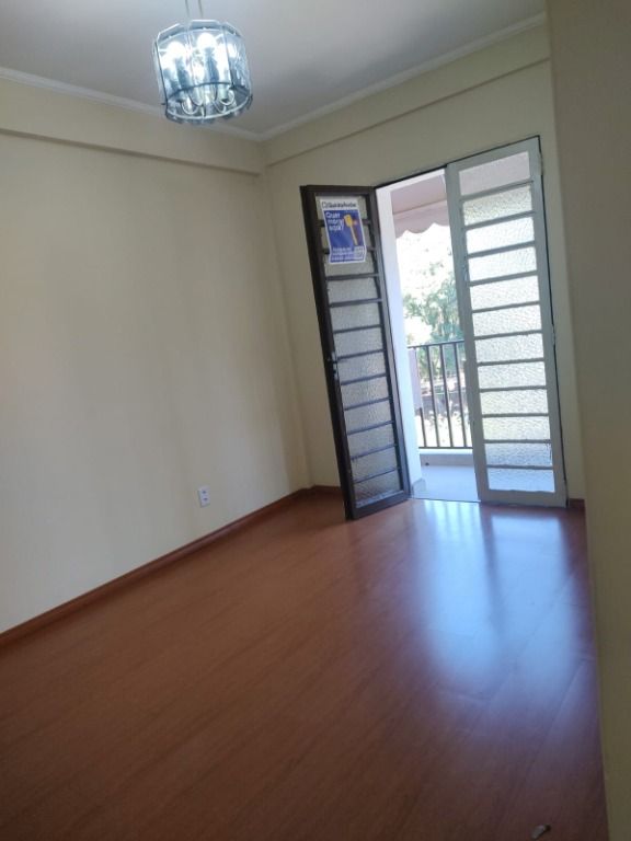 Apartamento à venda com 2 quartos, 62m² - Foto 29