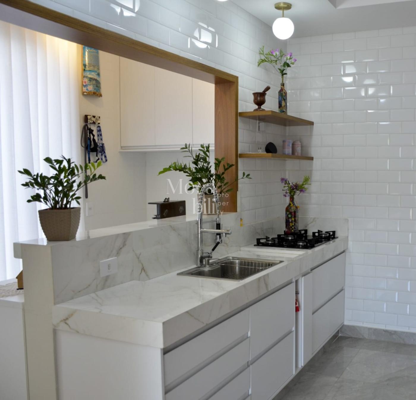 Casa à venda com 3 quartos, 300m² - Foto 7