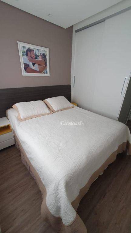 Apartamento à venda com 2 quartos, 70m² - Foto 14