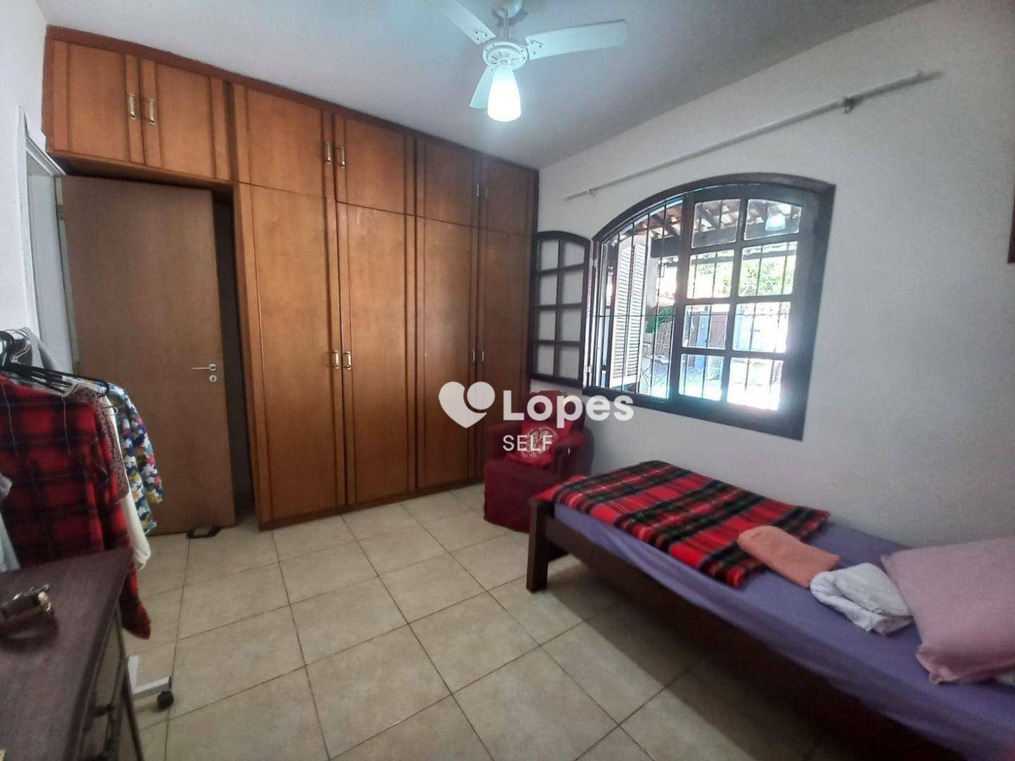 Casa à venda com 5 quartos, 134m² - Foto 10