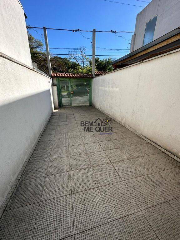 Sobrado à venda com 3 quartos, 90m² - Foto 3