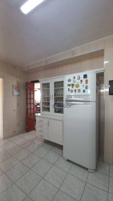 Apartamento à venda com 4 quartos, 215m² - Foto 10