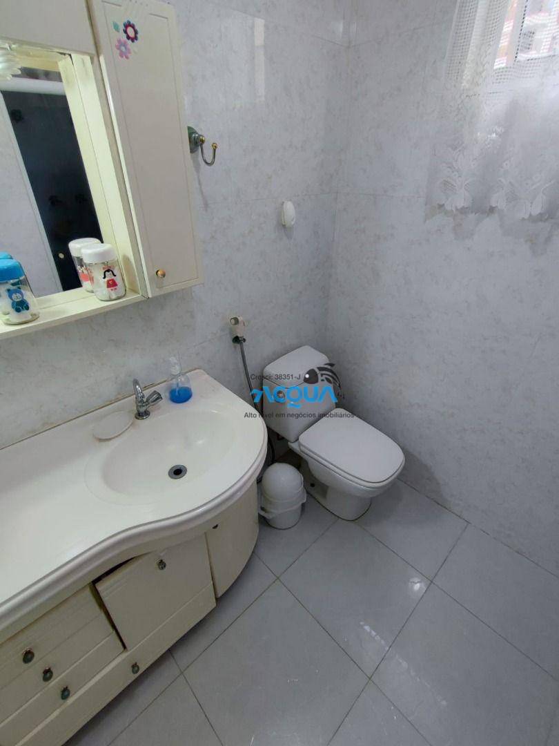 Apartamento à venda com 3 quartos, 140m² - Foto 9