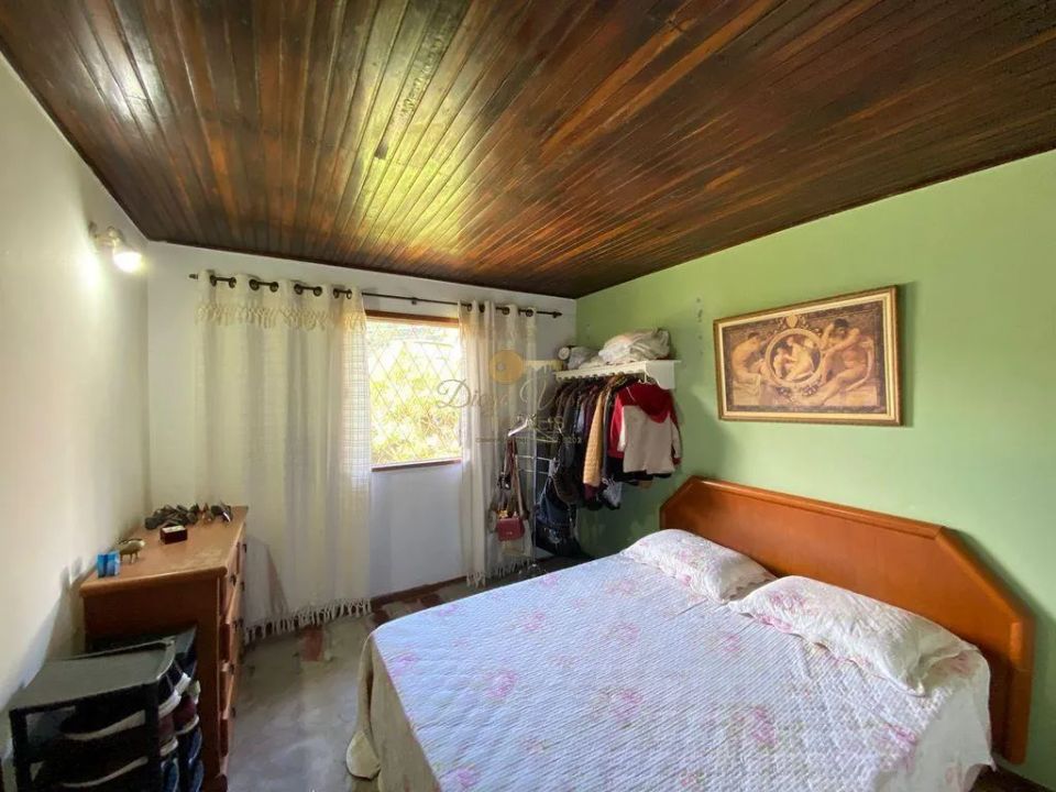 Casa à venda com 3 quartos, 1080m² - Foto 14