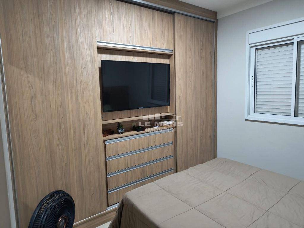 Apartamento à venda com 2 quartos, 62m² - Foto 8