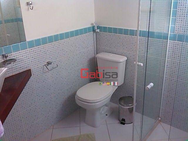 Casa à venda com 7 quartos, 250m² - Foto 23