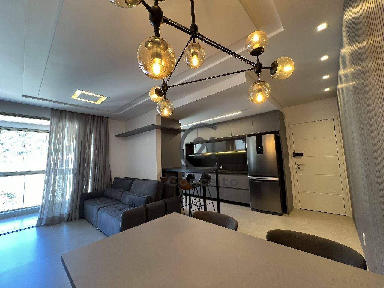 Apartamento à venda com 2 quartos, 75m² - Foto 1