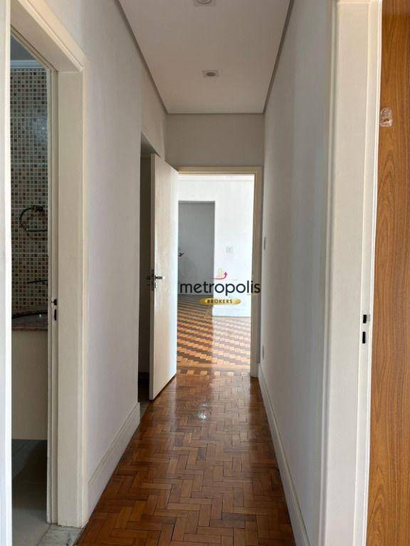 Apartamento para alugar com 3 quartos, 130m² - Foto 13