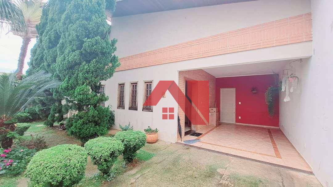 Casa à venda com 3 quartos, 300m² - Foto 17