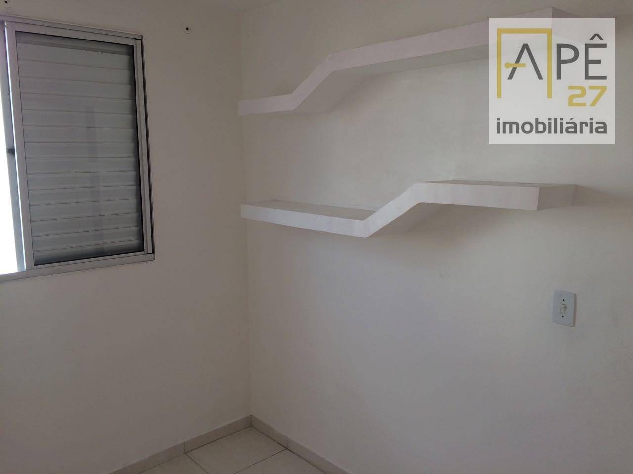 Apartamento à venda com 2 quartos, 45m² - Foto 11