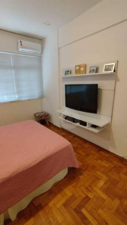 Apartamento à venda com 3 quartos, 160m² - Foto 2