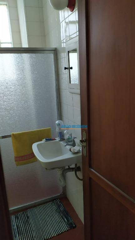 Apartamento à venda com 1 quarto, 45m² - Foto 16