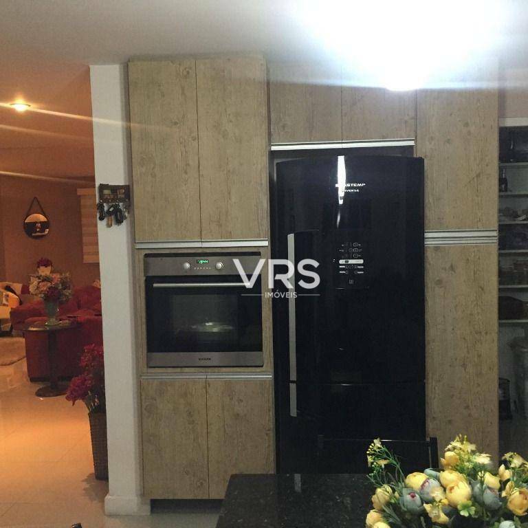 Casa de Condomínio à venda com 4 quartos, 307m² - Foto 23