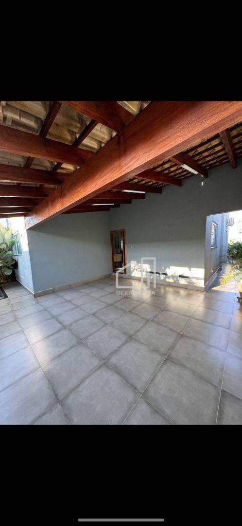 Casa à venda com 2 quartos, 180m² - Foto 9