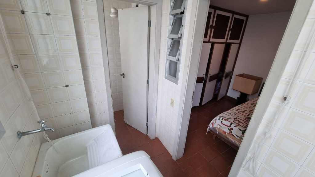 Apartamento à venda com 3 quartos, 130m² - Foto 19