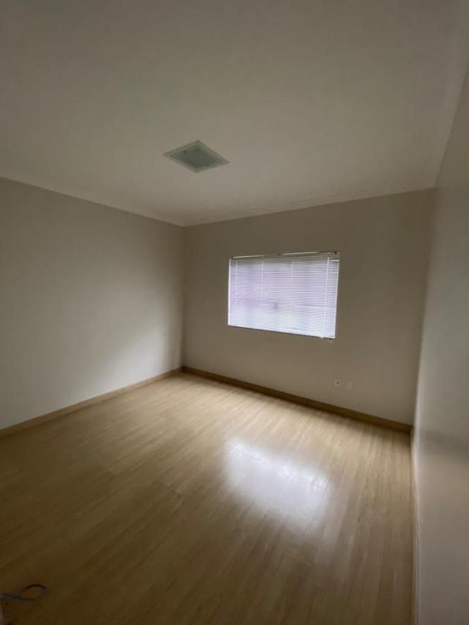 Apartamento à venda com 3 quartos, 211m² - Foto 27