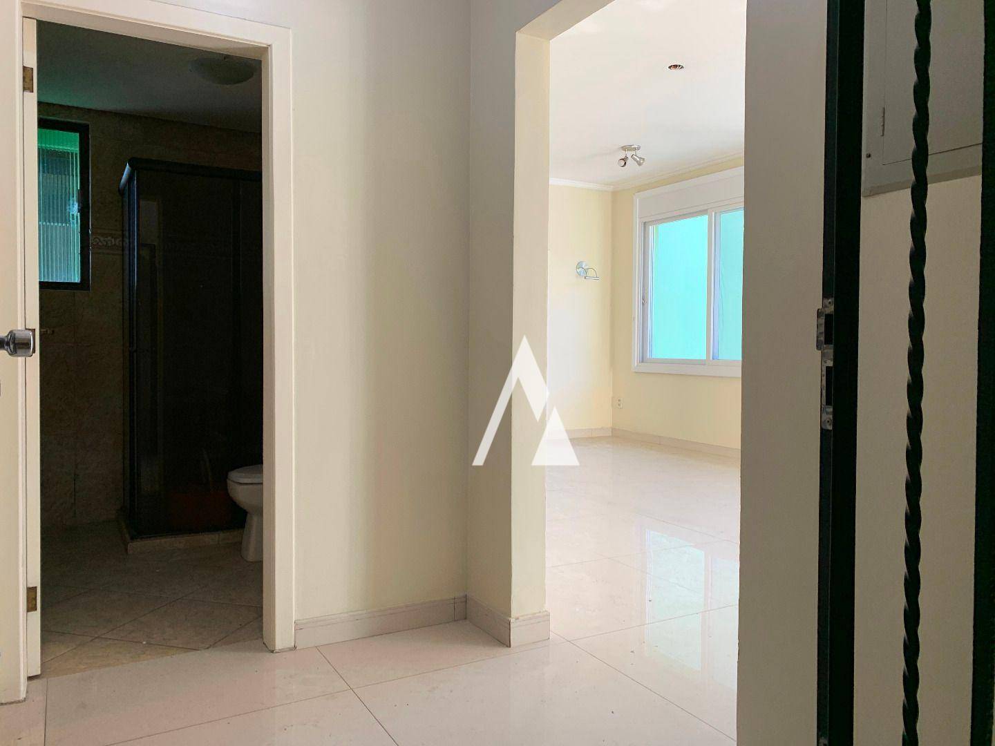 Apartamento à venda com 4 quartos, 252m² - Foto 4