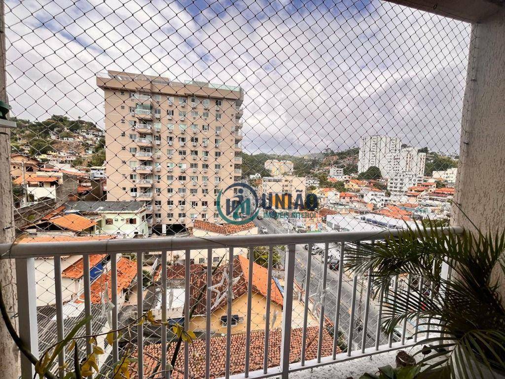 Apartamento à venda com 3 quartos, 70m² - Foto 4