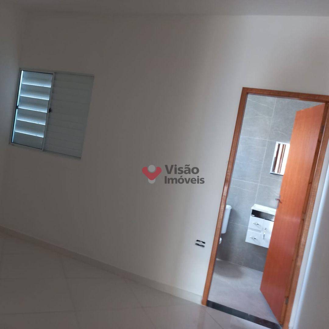 Casa à venda com 2 quartos, 70m² - Foto 6