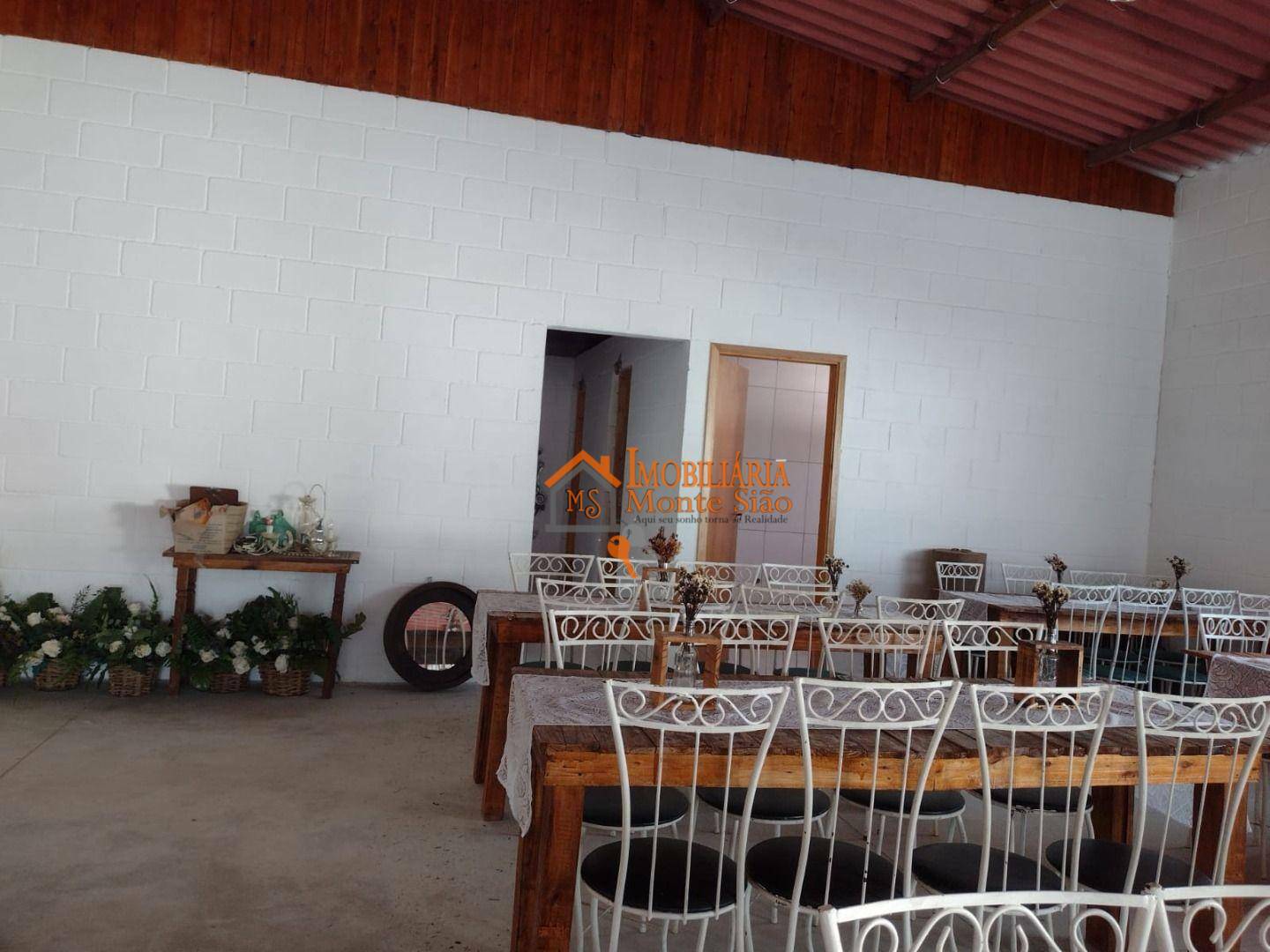 Chácara à venda com 2 quartos, 200m² - Foto 12