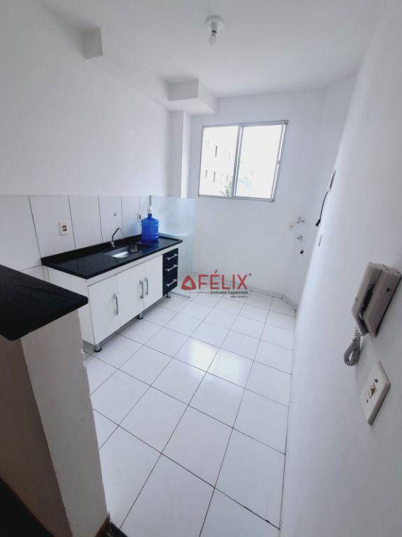 Apartamento à venda com 2 quartos, 47m² - Foto 2