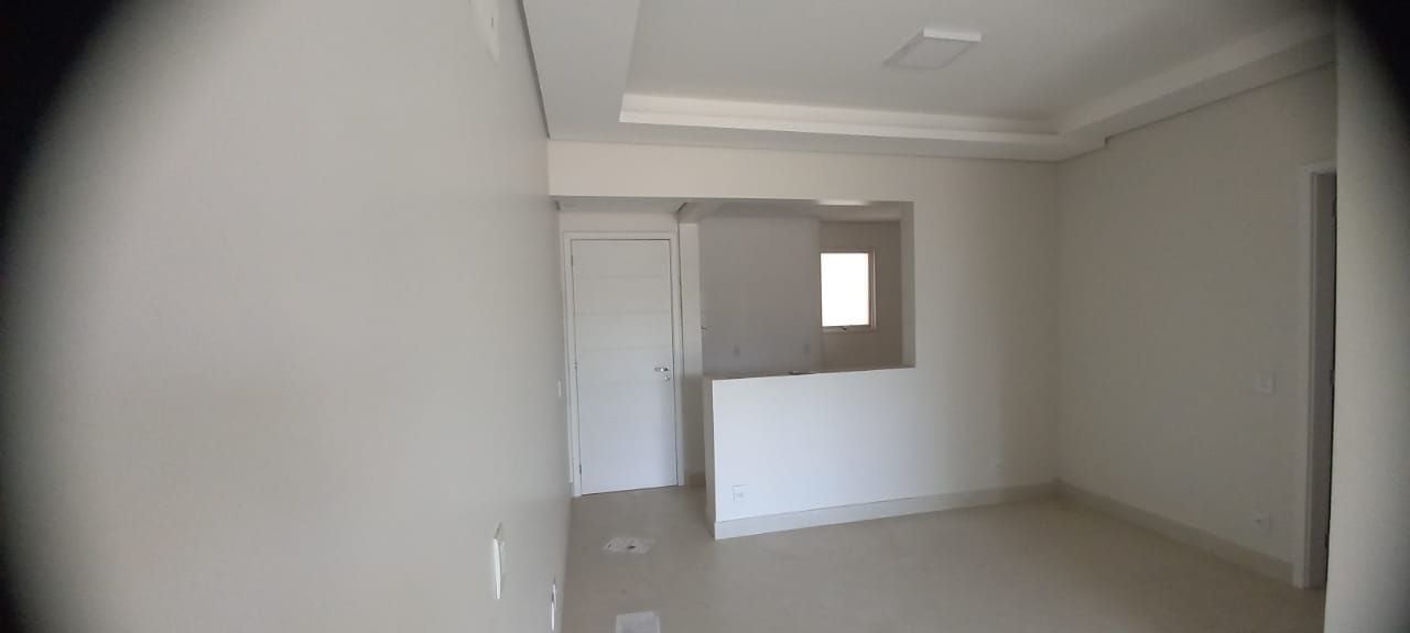 Apartamento à venda com 3 quartos, 90m² - Foto 2