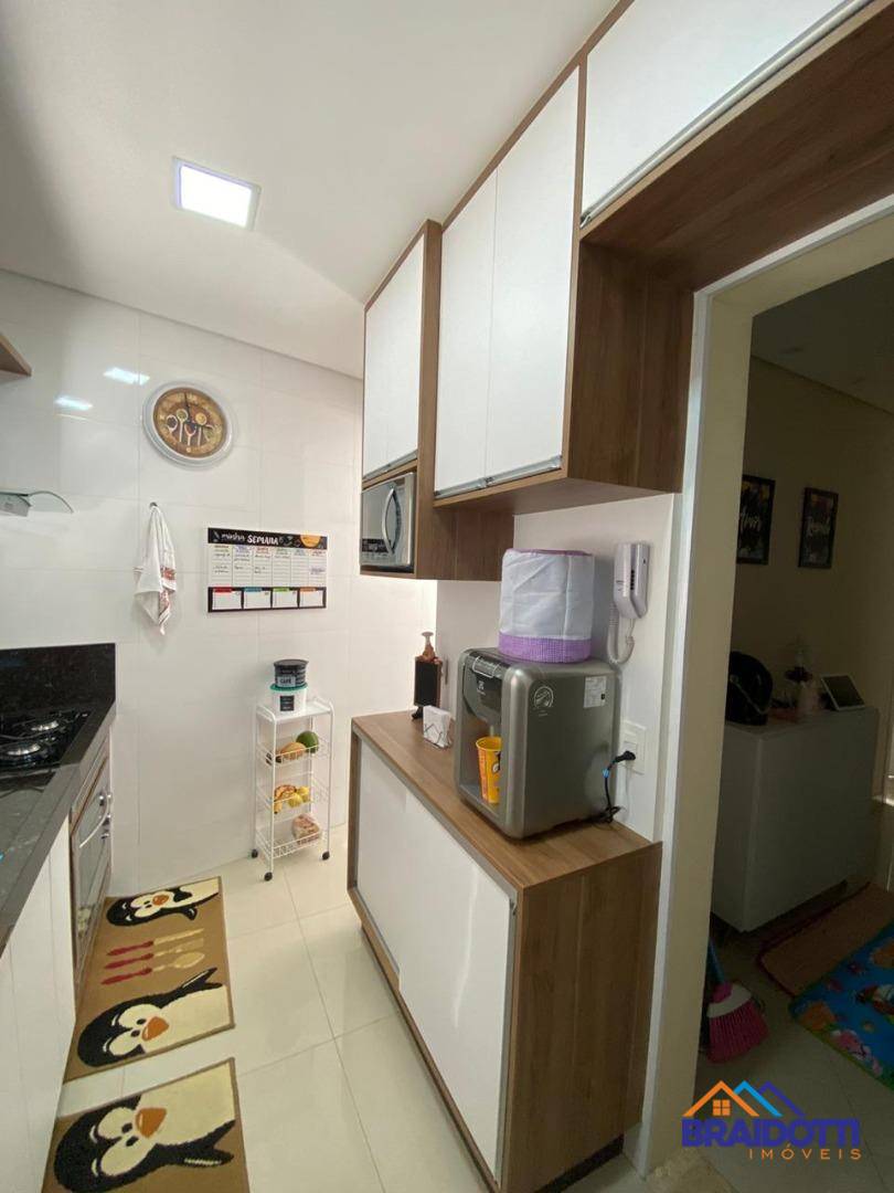 Apartamento à venda com 2 quartos, 60m² - Foto 14