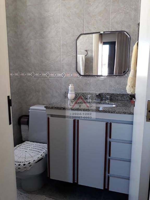 Apartamento à venda com 3 quartos, 68m² - Foto 8