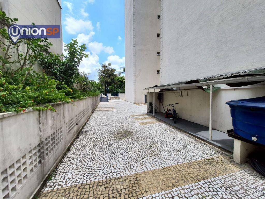 Apartamento à venda com 3 quartos, 130m² - Foto 34