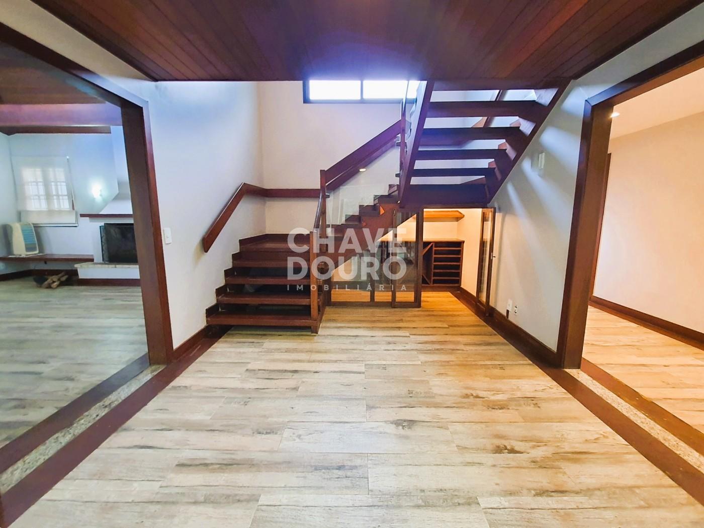 Casa à venda com 4 quartos, 700m² - Foto 10