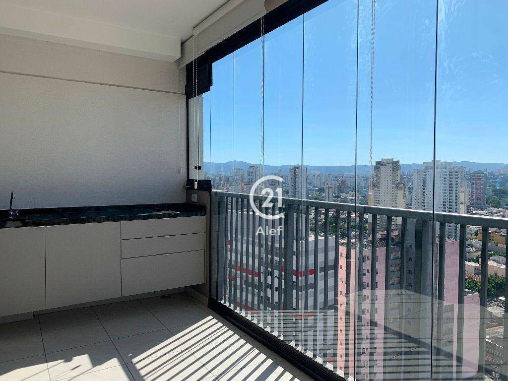 Apartamento à venda com 2 quartos, 70m² - Foto 1