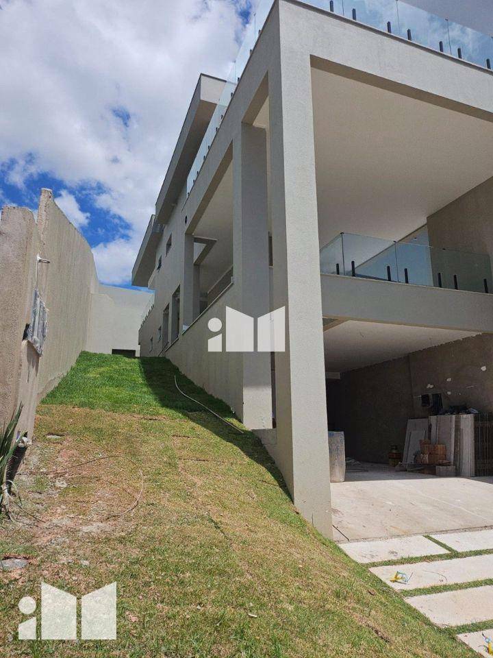 Casa de Condomínio à venda com 4 quartos, 436m² - Foto 5