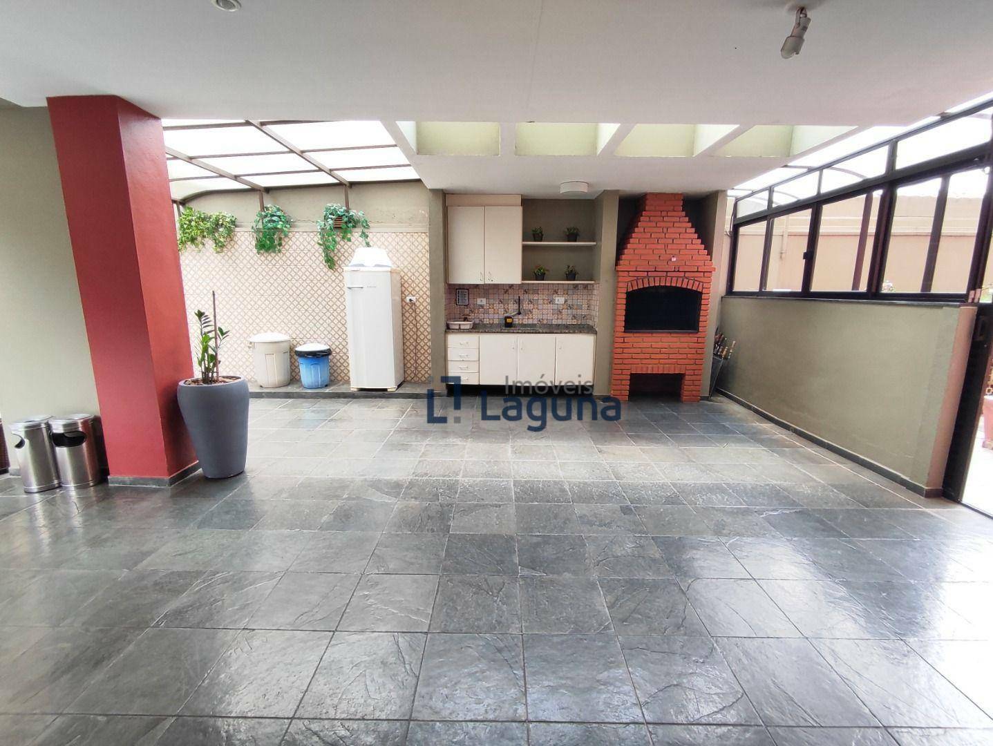 Apartamento para alugar com 3 quartos, 101m² - Foto 48