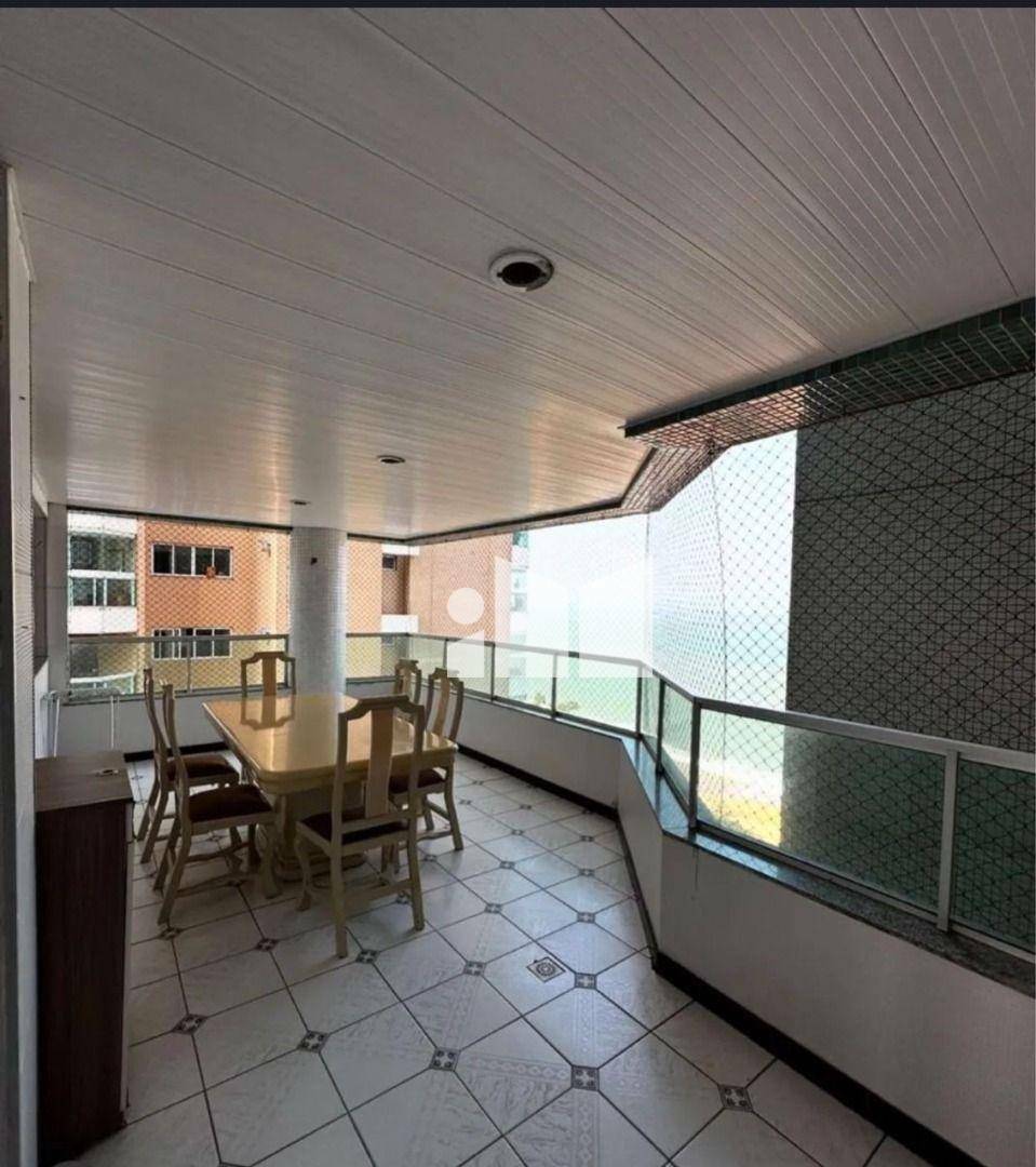 Apartamento para alugar com 3 quartos, 125m² - Foto 6
