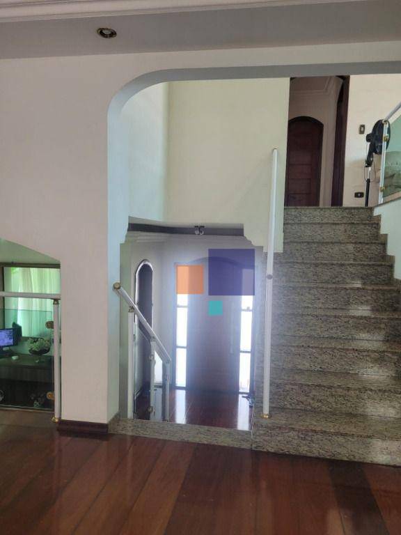 Casa à venda com 3 quartos, 282m² - Foto 15