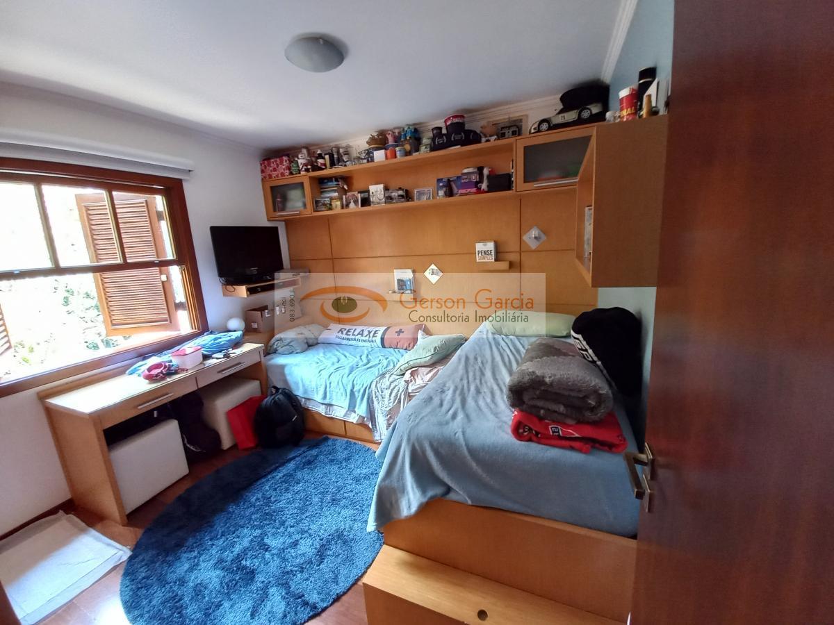 Casa à venda com 3 quartos, 370m² - Foto 28