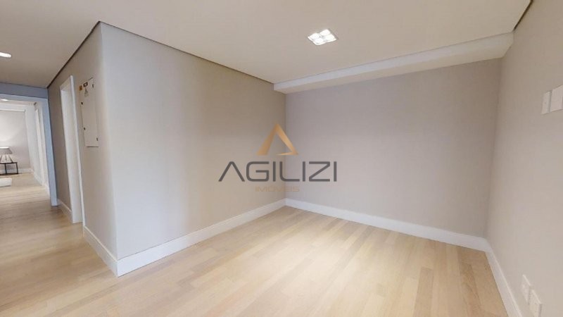 Apartamento à venda com 3 quartos, 206m² - Foto 18