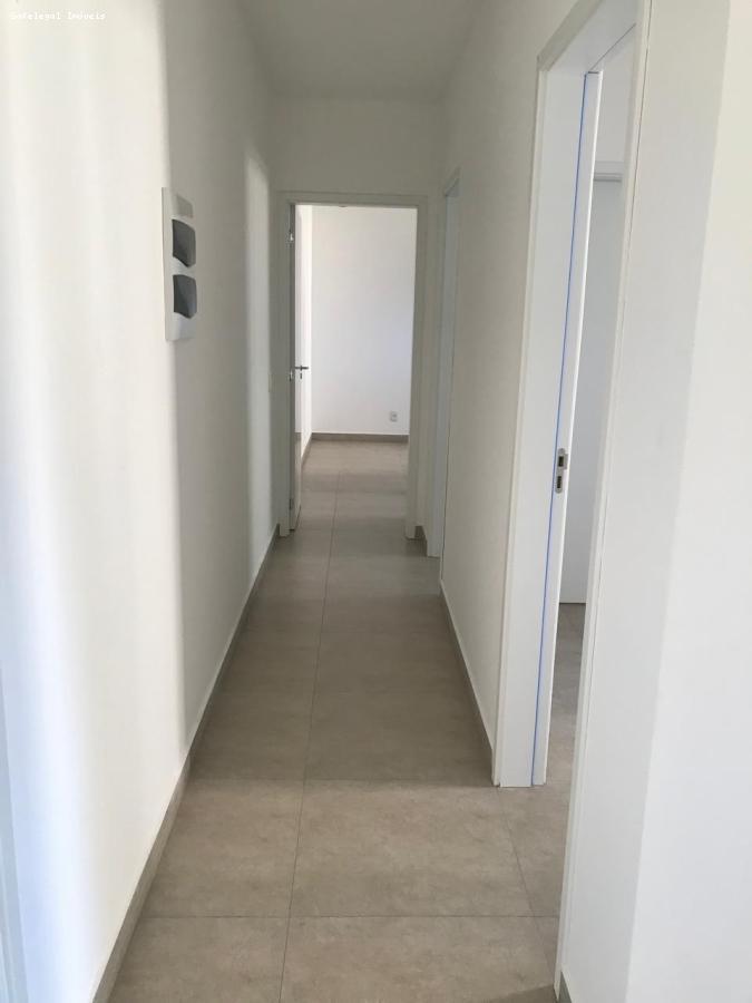 Apartamento à venda com 2 quartos, 63m² - Foto 12