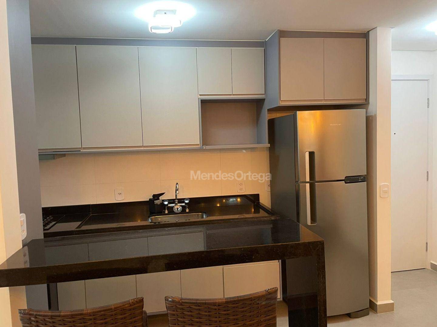 Apartamento para alugar com 2 quartos, 69m² - Foto 8