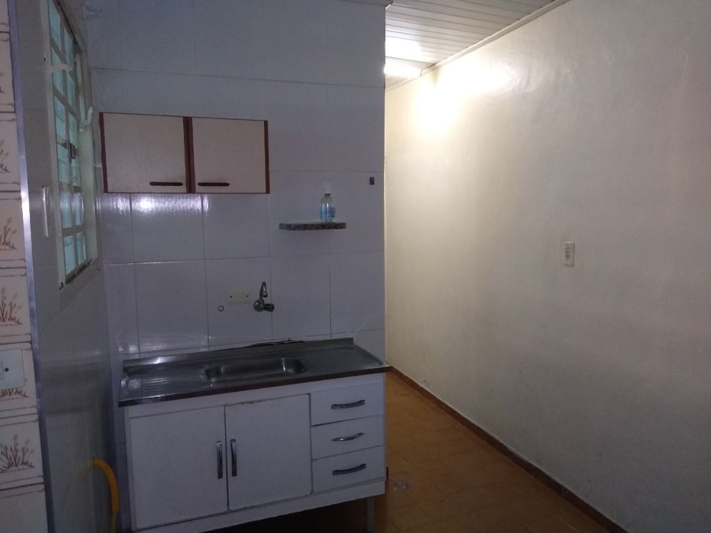 Casa à venda com 2 quartos, 140m² - Foto 25