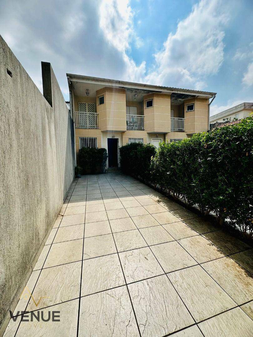 Sobrado à venda com 3 quartos, 110m² - Foto 1