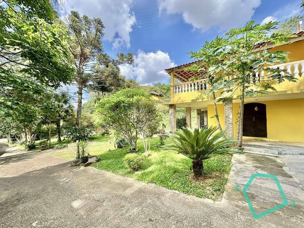 Casa de Condomínio à venda com 3 quartos, 150m² - Foto 1