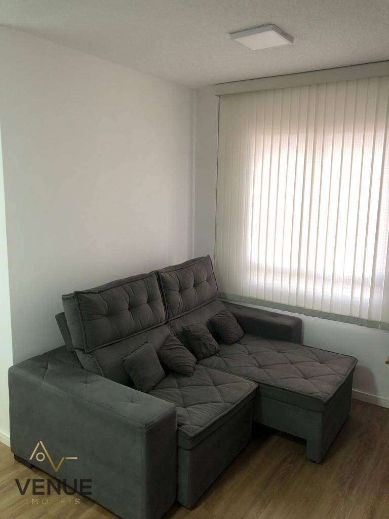 Apartamento à venda com 2 quartos, 42m² - Foto 2